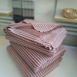 Çizgili Bukle Koltuk Örtüsü -GÜLKURUSU