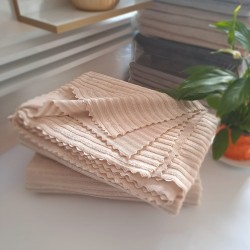 Çizgili Bukle Koltuk Örtüsü - Bej